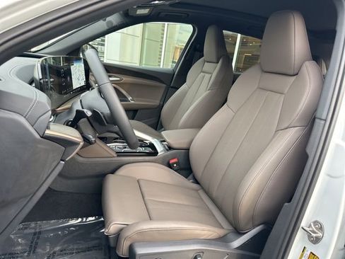 New 2025 Audi Q5 Premium Plus image 9