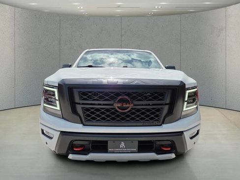 Used 2024 Nissan Titan PRO-4X w/ Pro-4x Utility Package AWD/4WD image 34
