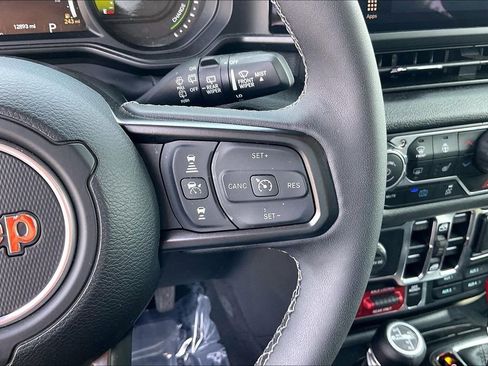 Used 2025 Jeep Wrangler Unlimited Sport S 4xe AWD/4WD image 14