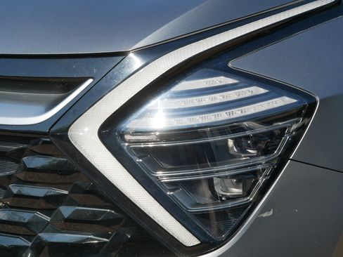 Certified 2023 Kia Sportage SX Prestige AWD/4WD image 16