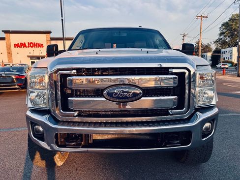 Used 2014 Ford F250 Lariat image 9