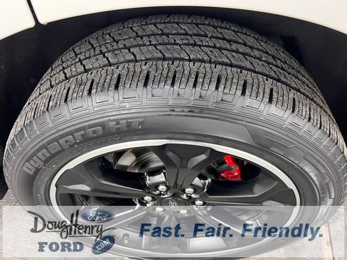 Used 2023 Ford Expedition Limited image 20