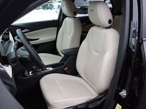 Used 2024 Buick Encore GX Sport Touring w/ Advanced Technology Package image 12