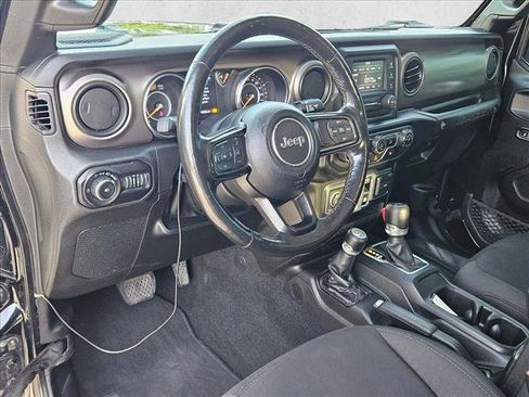 Used 2020 Jeep Wrangler Sport AWD/4WD image 10