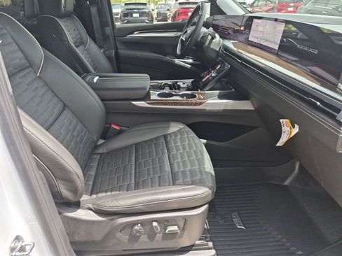 New 2026 Cadillac Escalade Platinum Sport AWD/4WD image 29