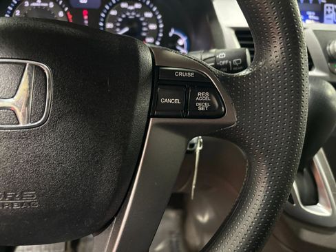 Used 2013 Honda Odyssey EX image 25