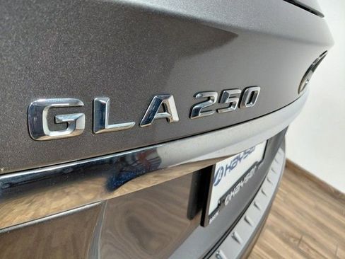 Used 2016 Mercedes-Benz GLA 250 GLA 250 4D Sport Utility image 12