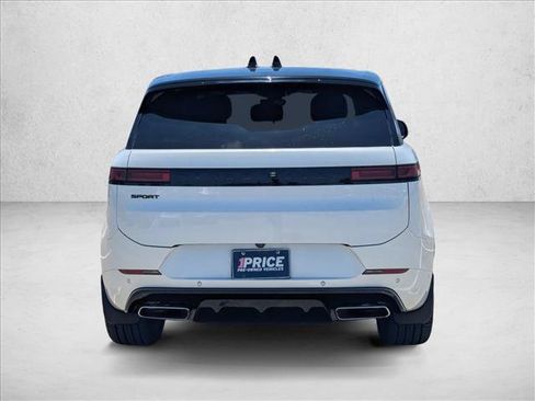 Used 2024 Land Rover Range Rover Sport Dynamic SE AWD/4WD image 5