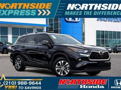Used 2024 Toyota Highlander XLE