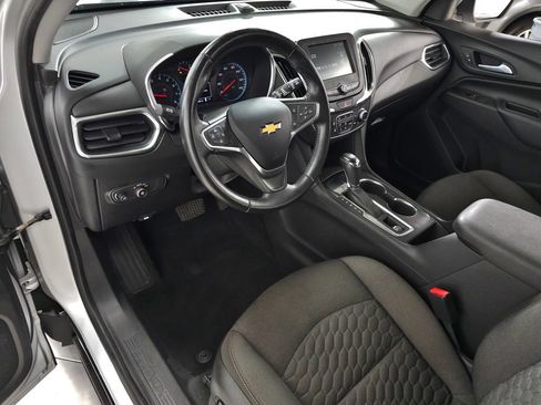 Used 2018 Chevrolet Equinox LT FWD image 13