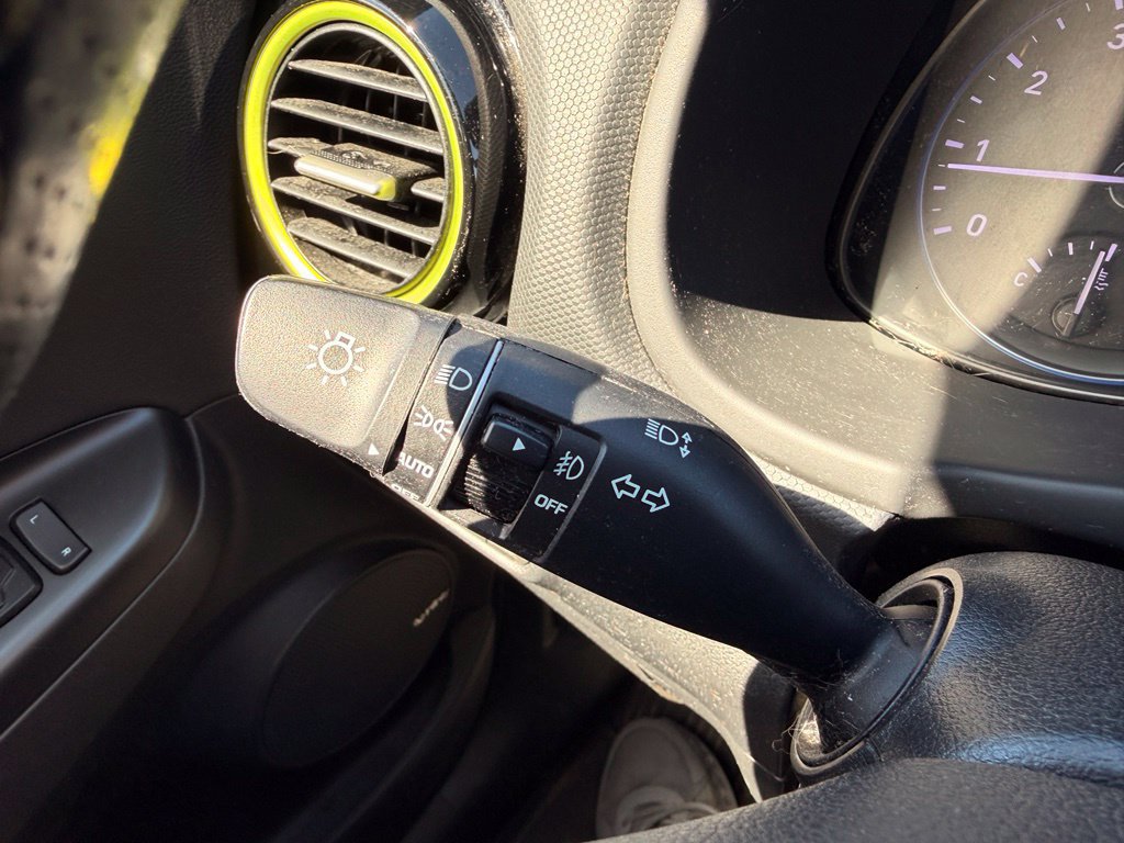 Used 2020 Hyundai Kona Ultimate AWD/4WD image 18