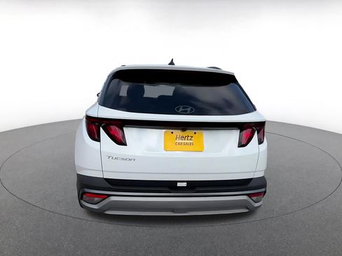 Used 2025 Hyundai Tucson SEL FWD image 13