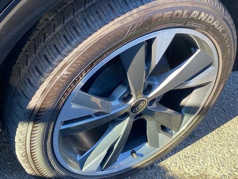 Used 2023 Audi Q4 e-tron Premium Plus w/ Premium Plus image 21