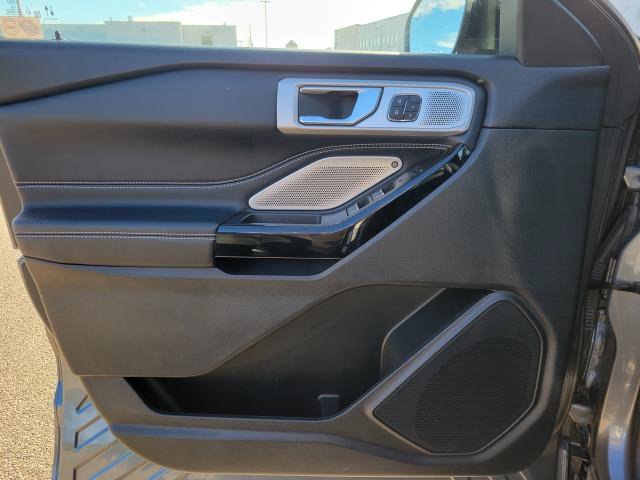 Used 2022 Ford Explorer ST w/ ST Street Pack AWD/4WD image 17