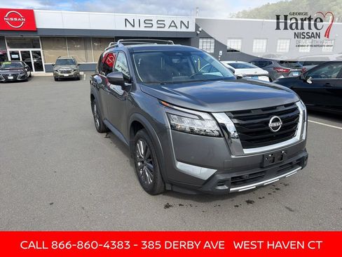 Certified 2023 Nissan Pathfinder SL w/ SL Premium Package AWD/4WD image 10