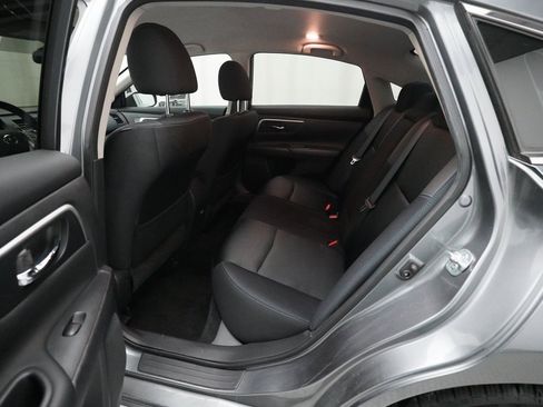 Used 2018 Nissan Altima 2.5 SR image 15