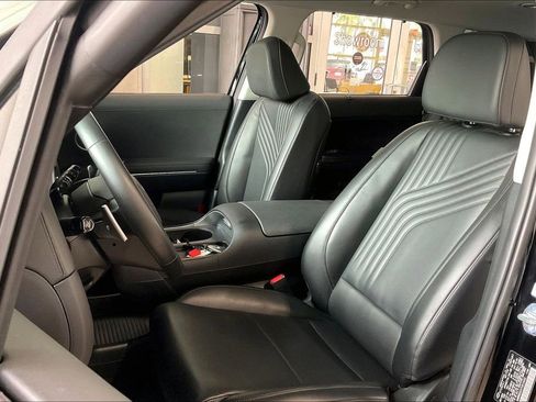 Used 2026 Hyundai Palisade SEL FWD image 3