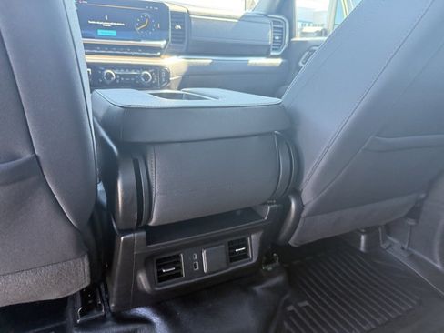 Used 2025 Chevrolet Silverado 2500 LT w/ Convenience Package image 40