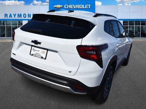 New 2026 Chevrolet Trax LT w/ Driver Confidence Package image 4