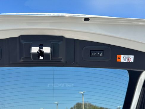 Used 2024 Lexus RZ 300e Premium w/ Accessory Package (Z1) image 12