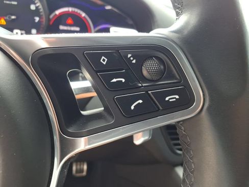 Used 2023 Porsche Cayenne S Platinum AWD/4WD image 23