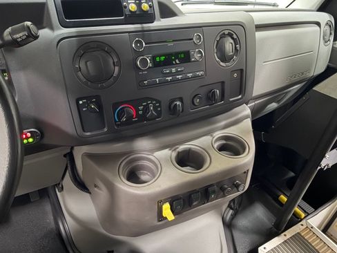 Used 2013 Ford E-350 and Econoline 350 Extended Super Duty RWD image 14