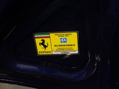 Certified 2025 Ferrari Roma Spider RWD image 43
