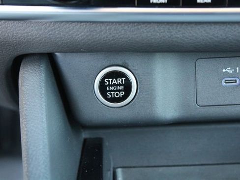 Used 2023 Nissan Rogue SV FWD image 26