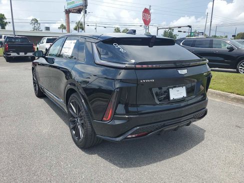 New 2026 Cadillac Lyriq V image 3