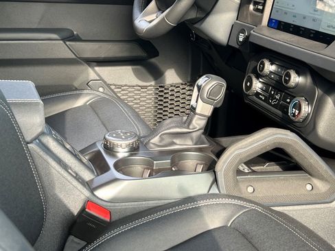 New 2025 Ford Bronco Badlands w/ Sasquatch Package image 7