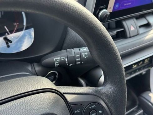 Certified 2025 Toyota RAV4 XLE AWD/4WD image 27