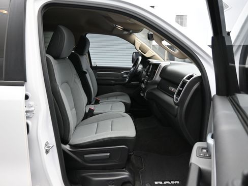 Used 2020 RAM 1500 Lone Star image 42