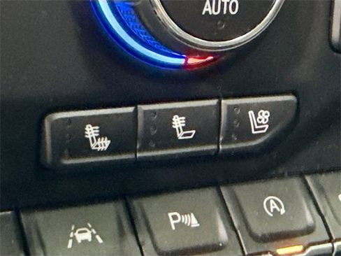 Used 2019 Chevrolet Silverado 1500 High Country image 23