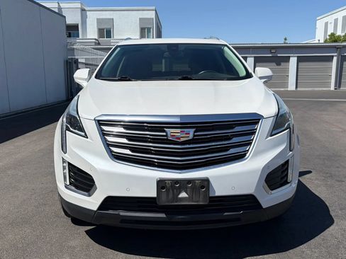 Used 2017 Cadillac XT5 Premium Luxury FWD image 8