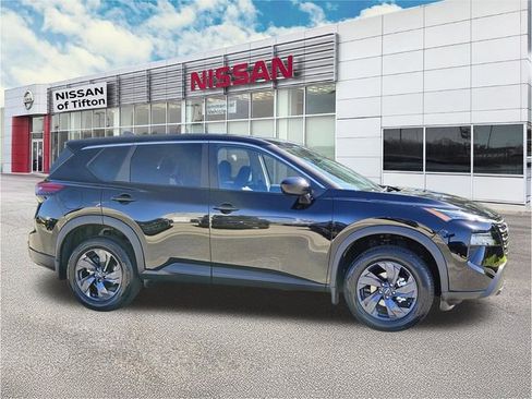 New 2026 Nissan Rogue SV w/ Cold Weather Package FWD image 3