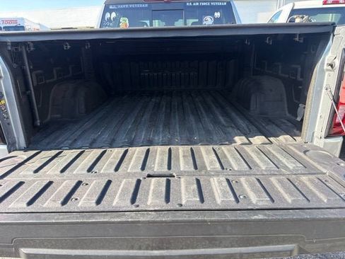 Used 2023 GMC Sierra 1500 Denali Ultimate AWD/4WD image 11