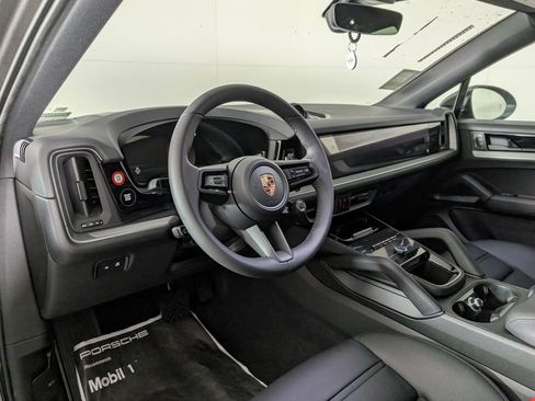 New 2026 Porsche Cayenne E-Hybrid Coupe image 4