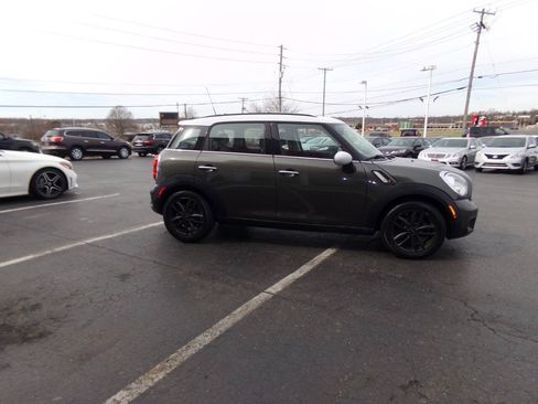 Used 2014 MINI Cooper Countryman S w/ Premium Package FWD image 3