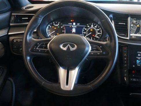 Used 2023 INFINITI QX55 Essential image 13