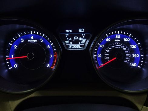 Used 2016 Hyundai Elantra Value Edition FWD image 23