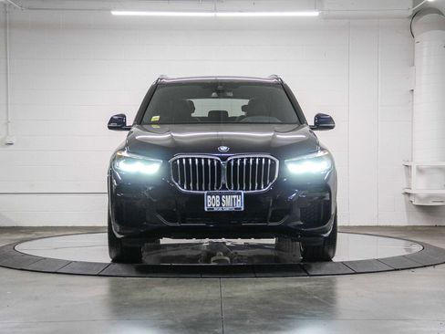 Certified 2023 BMW X5 xDrive40i w/ M Sport Package image 2
