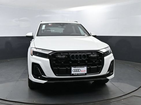 New 2026 Audi Q7 2.0T Premium AWD/4WD image 2
