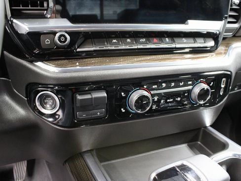 Used 2024 Chevrolet Silverado 1500 LT Trail Boss image 52