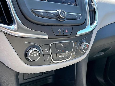 Certified 2024 Chevrolet Equinox LS w/ LS Convenience Package image 24