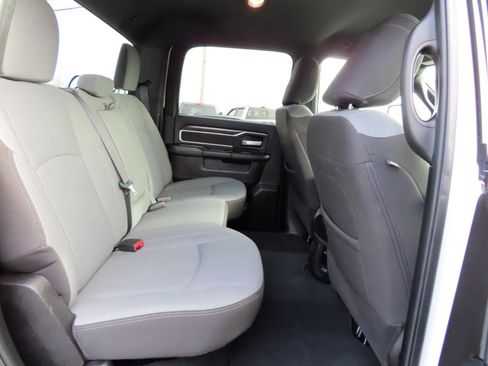Used 2024 RAM 2500 Big Horn AWD/4WD image 48