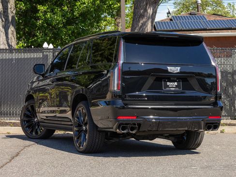 Used 2026 Cadillac Escalade V AWD/4WD image 24