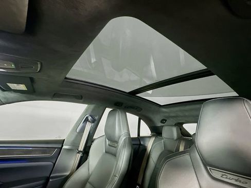 Used 2024 Porsche Macan Turbo Electric AWD/4WD image 22