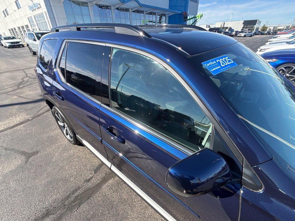 Certified 2025 Honda Pilot Elite image 14