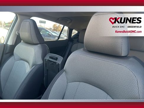 Used 2024 Subaru Crosstrek 2.0i Premium image 28