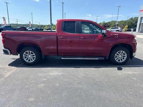Used 2020 Chevrolet Silverado 1500 LT w/ All-Star Edition AWD/4WD image 2